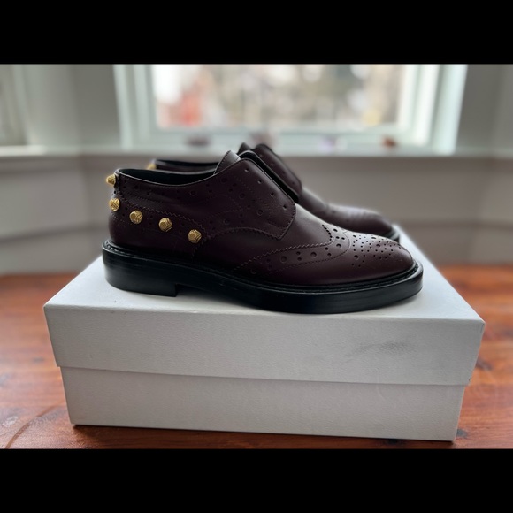 Balenciaga Bordeaux Oxfords/Brogues with gold hardware - Picture 4 of 9